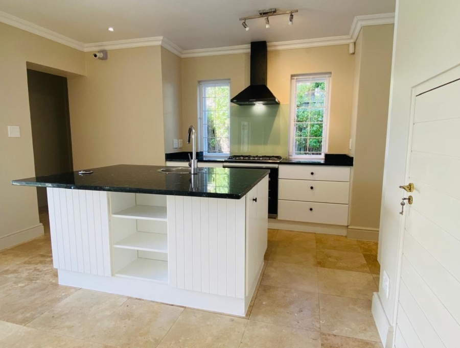 To Let 4 Bedroom Property for Rent in Klein Slangkop Western Cape